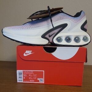 Nike Air Max Dn Premium - NWT